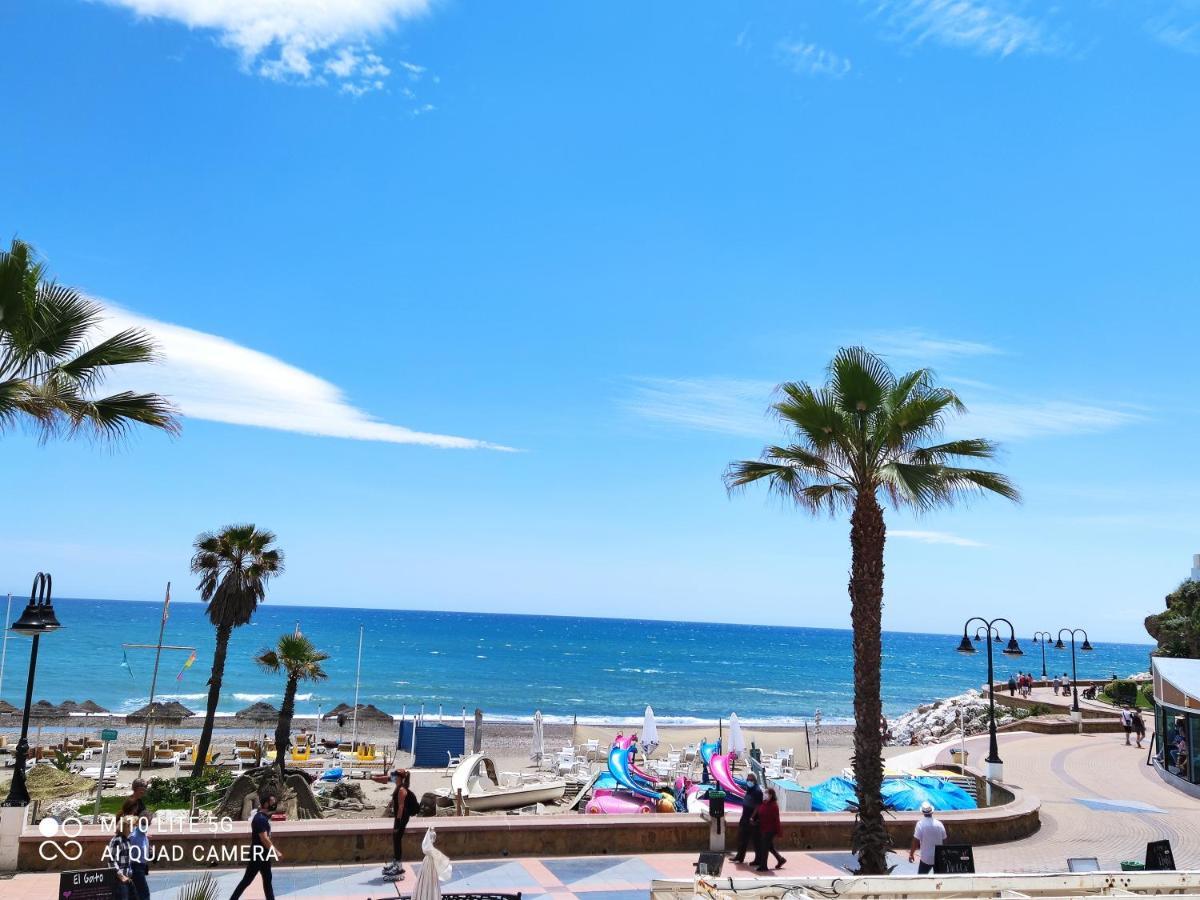 Nuevo Roca Chica, Primera Linea Playa,Torremolinos Kültér fotó