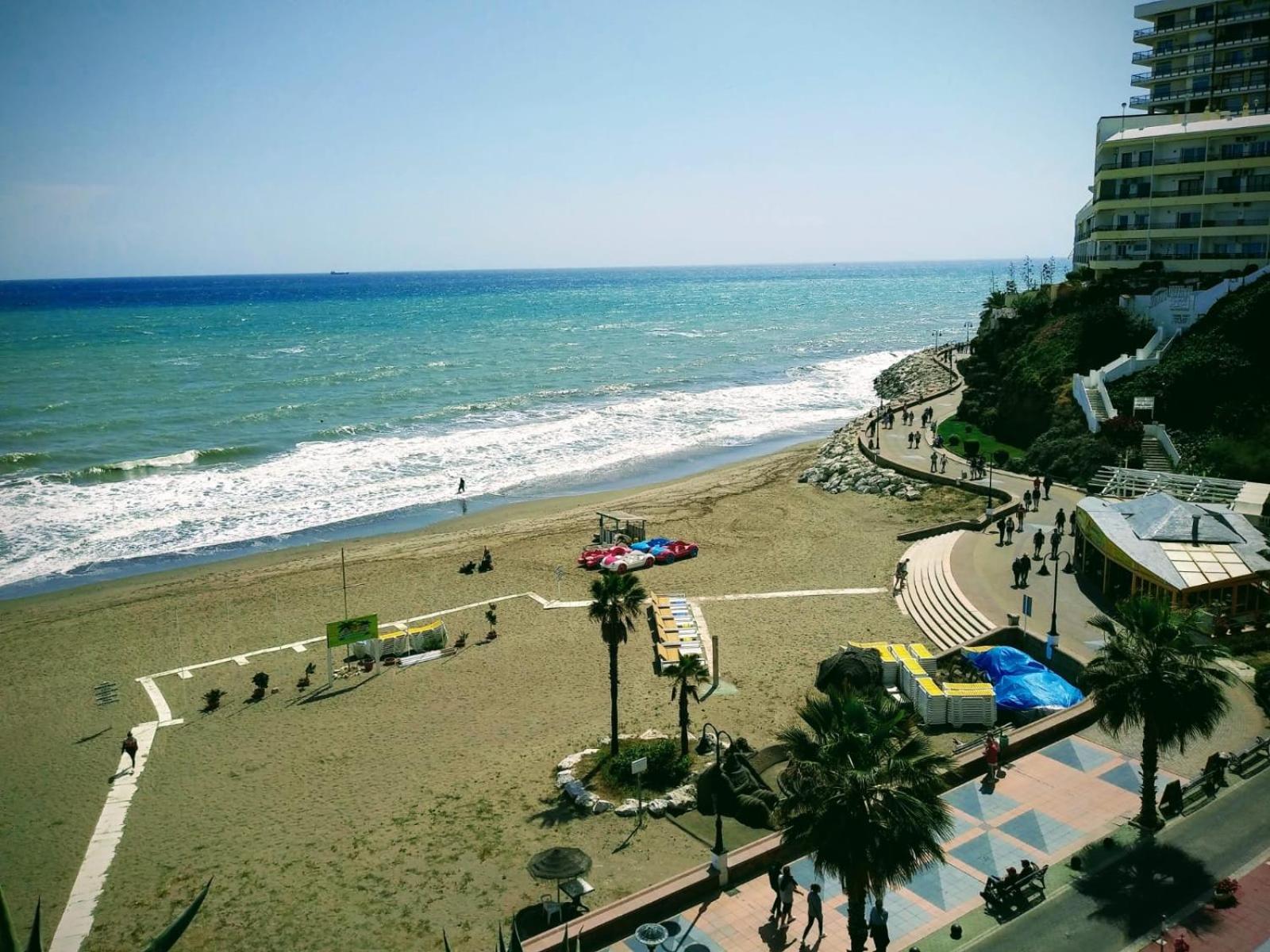 Nuevo Roca Chica, Primera Linea Playa,Torremolinos Kültér fotó